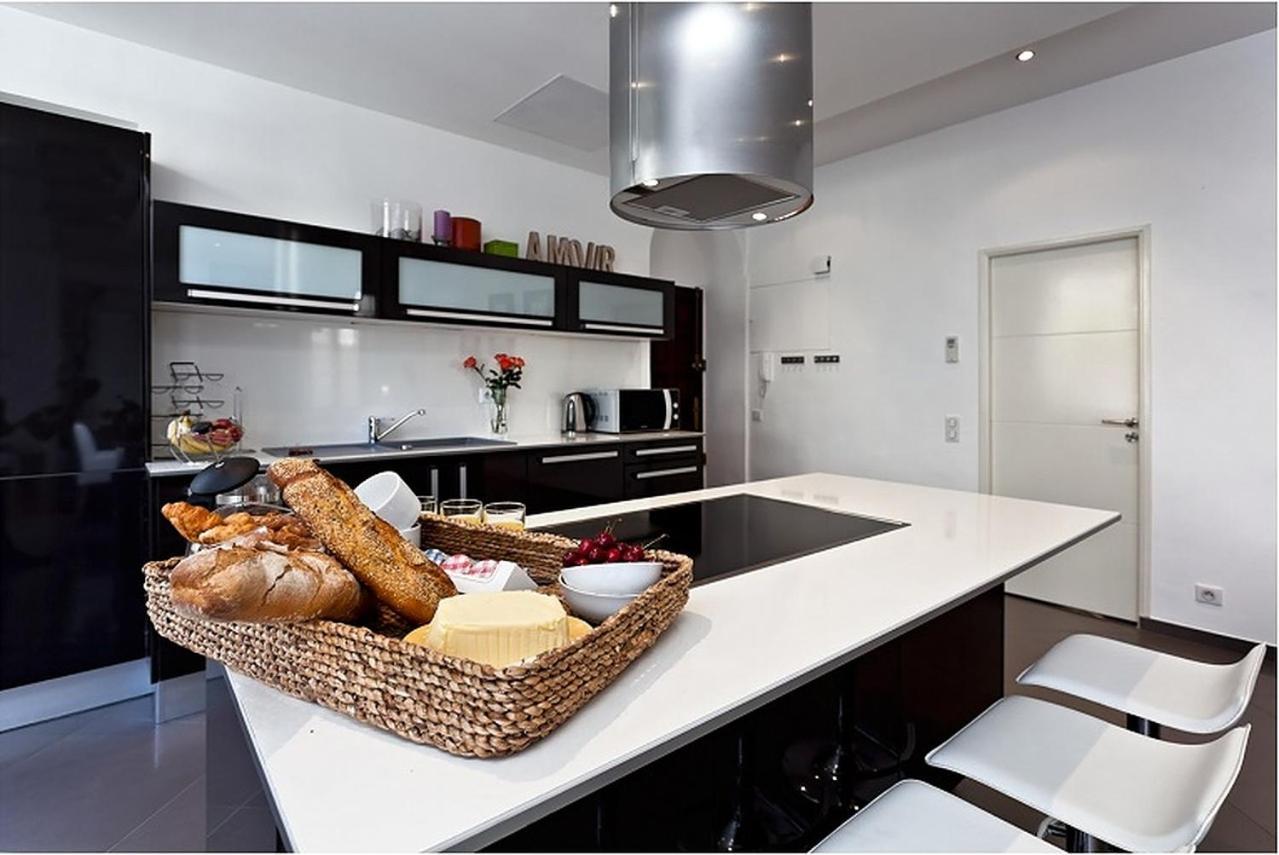 Sunlight Properties - Amourviolette - Central Apartment W Rare Terrace Nice Exterior foto
